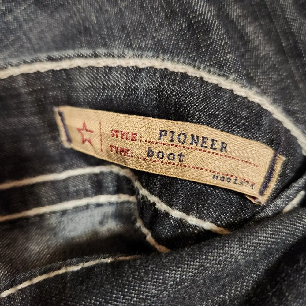 Big Star Blue Jeans Mens 38L Pioneer Boot Distressed Arcuates Stitching USA - Picture 15 of 16